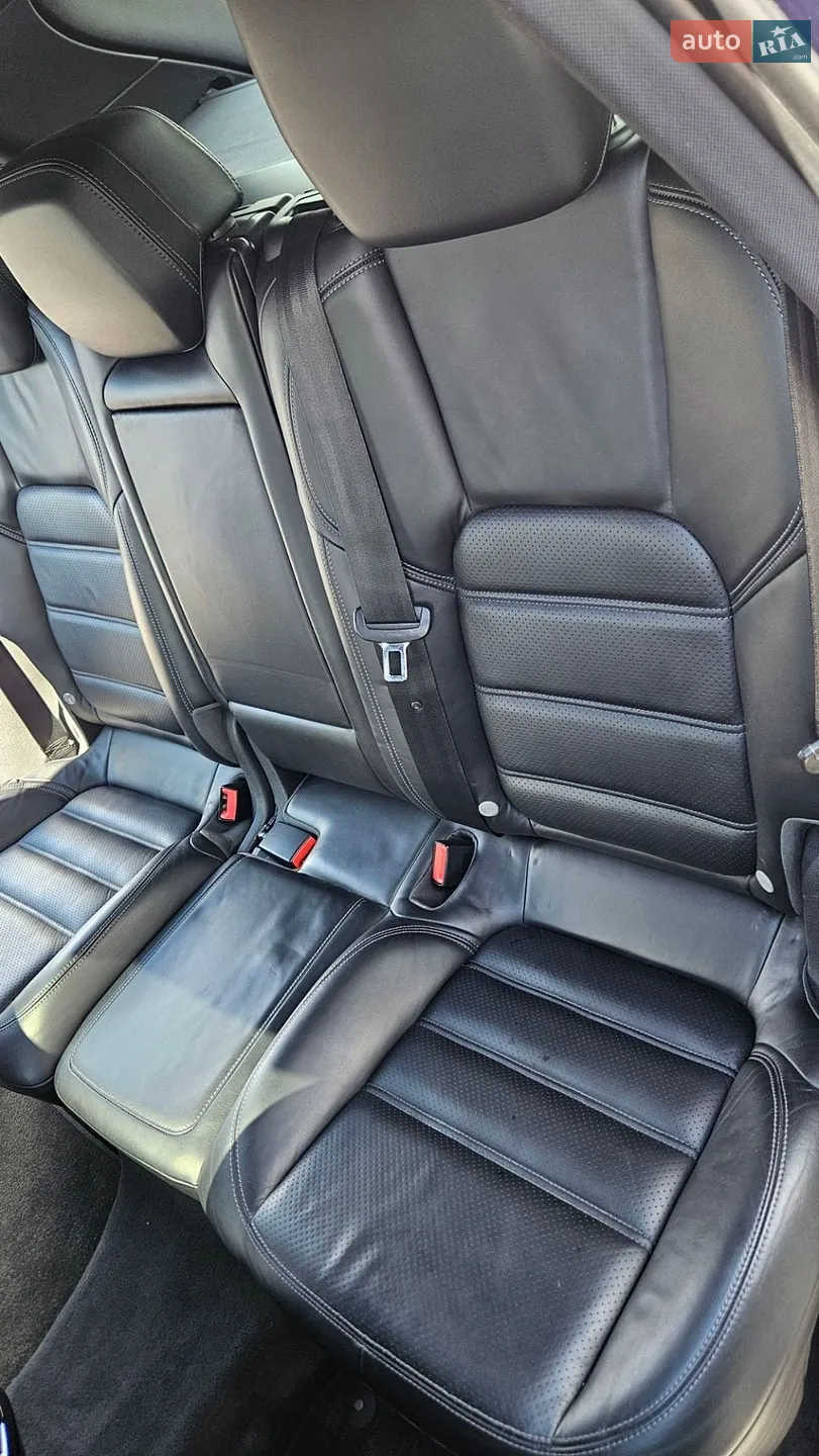 2011 Porsche Cayenne - мініатюра 17