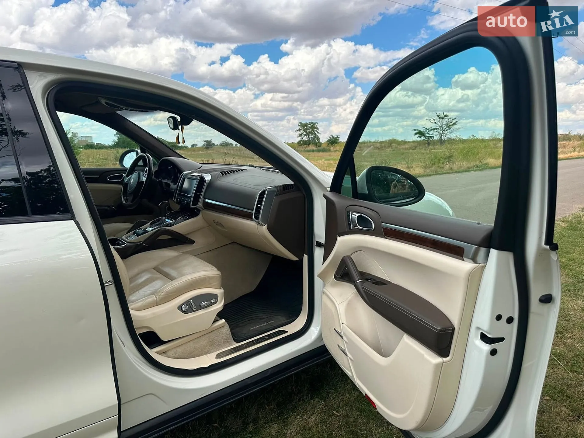 2011 Porsche Cayenne - мініатюра 5
