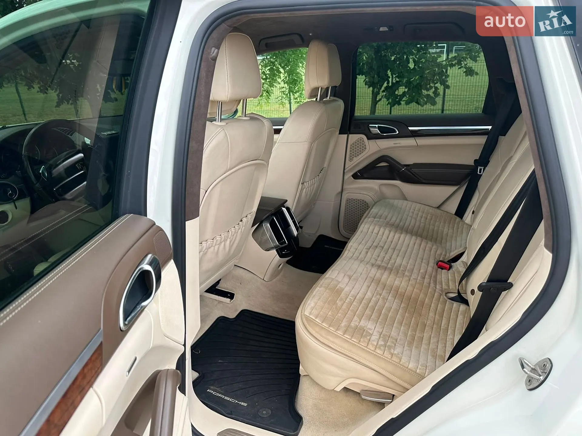 2011 Porsche Cayenne - мініатюра 6