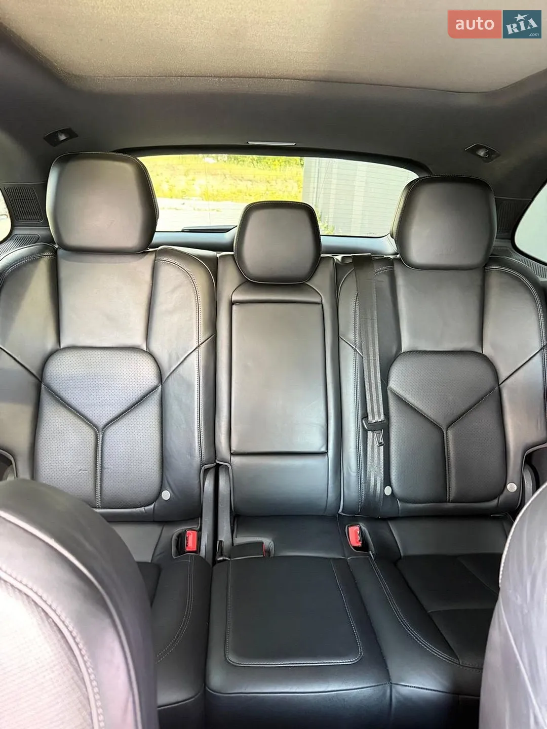2013 Porsche Cayenne - мініатюра 37