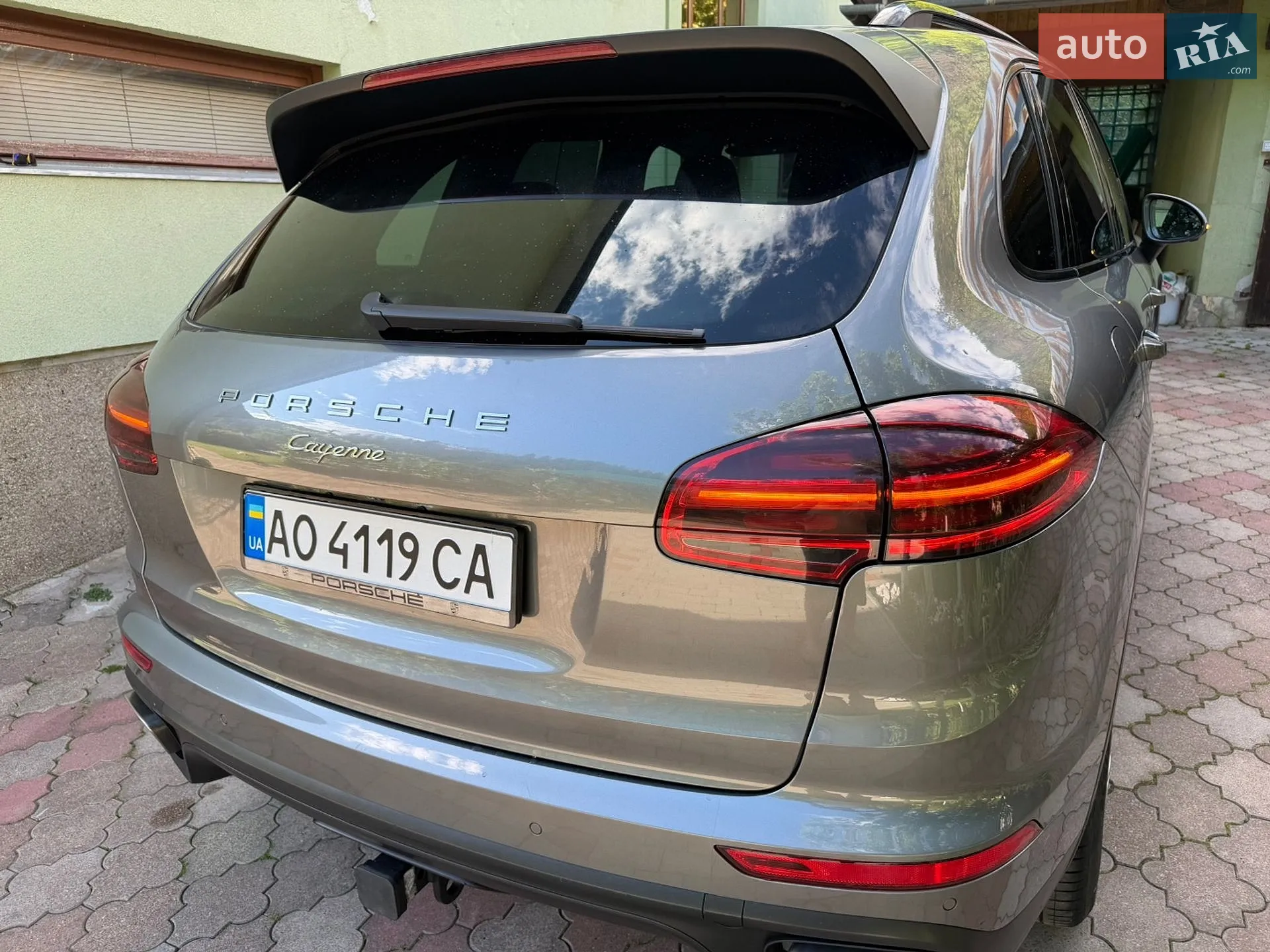 2016 Porsche Cayenne - мініатюра 21