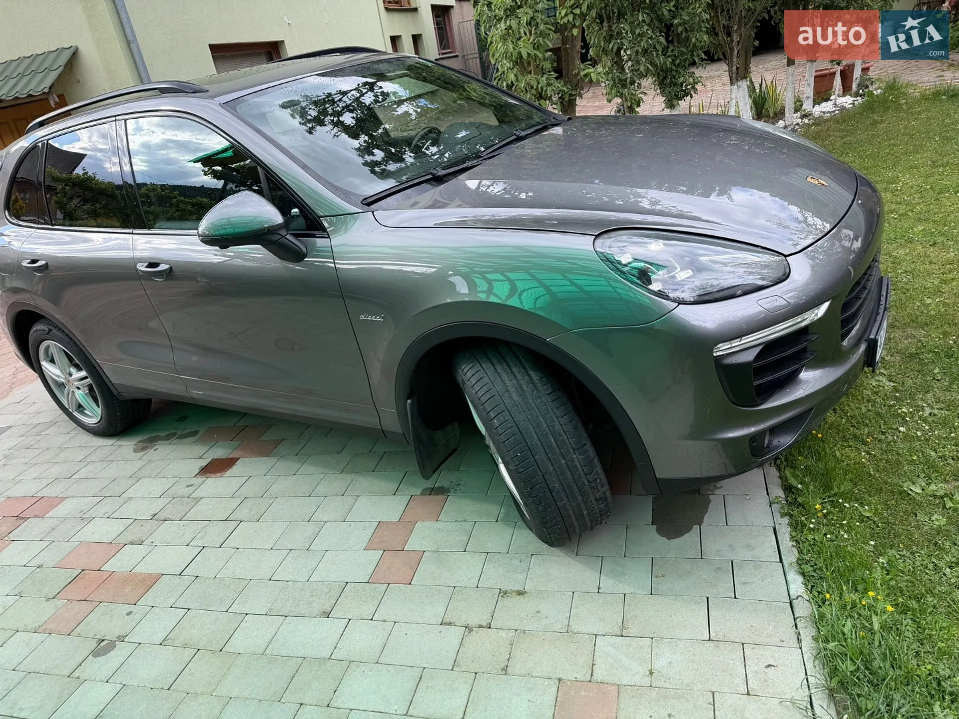2016 Porsche Cayenne - мініатюра 64