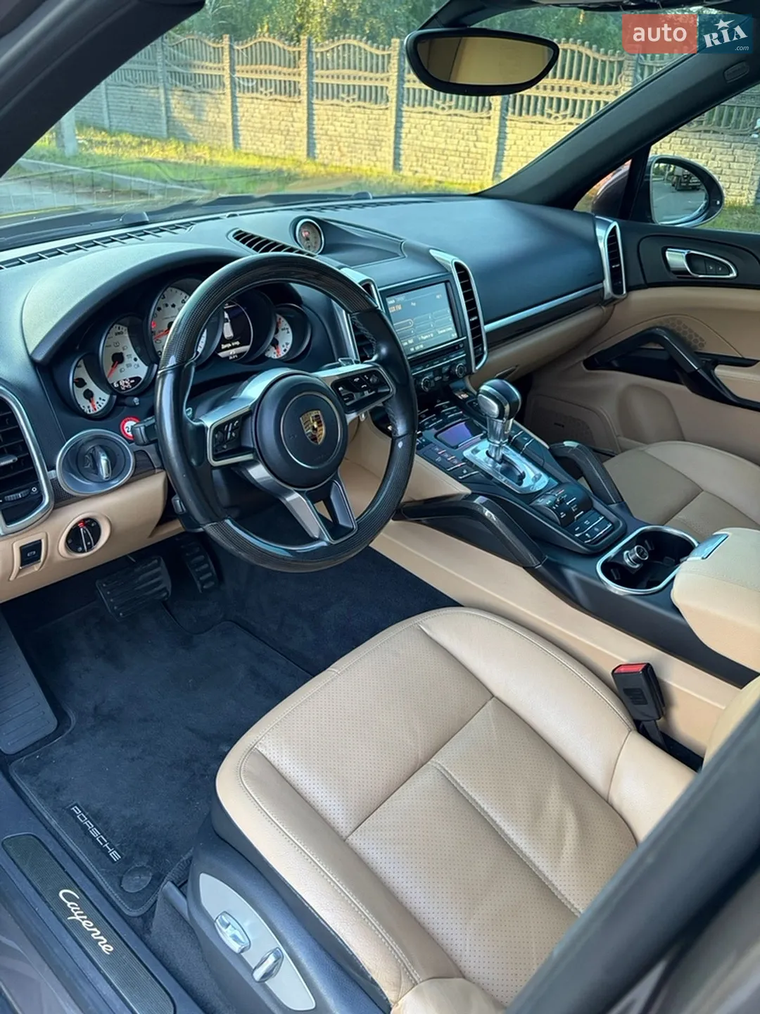 2016 Porsche Cayenne - мініатюра 37