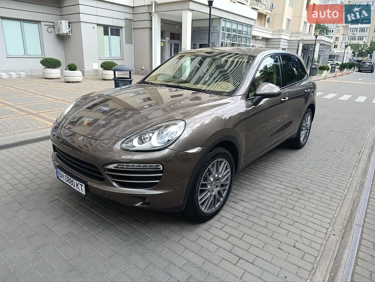 2012 Porsche Cayenne - мініатюра 17