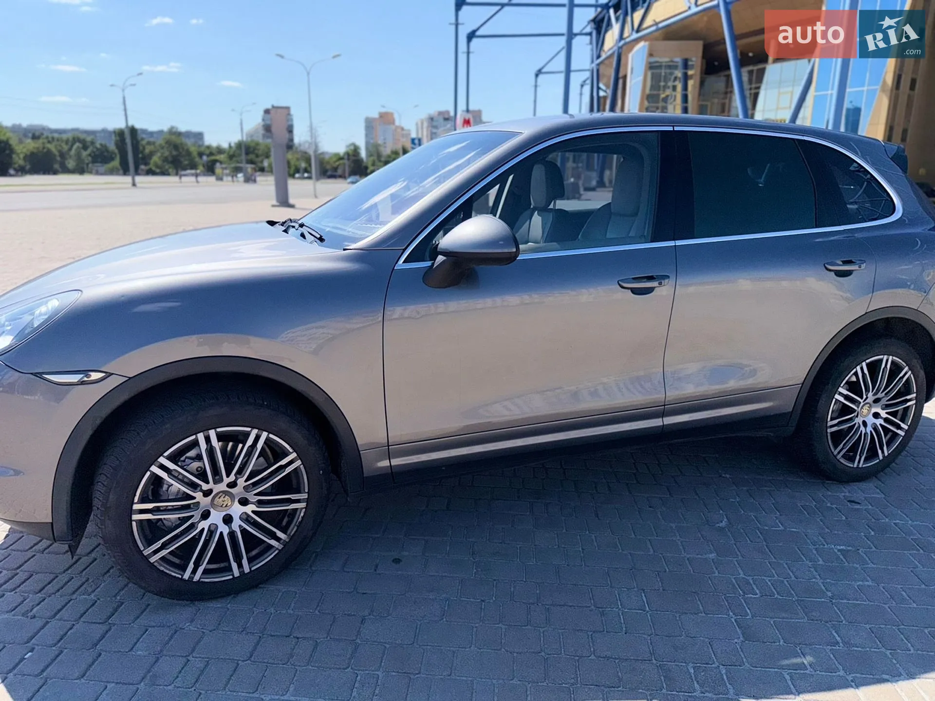 2011 Porsche Cayenne - мініатюра 13