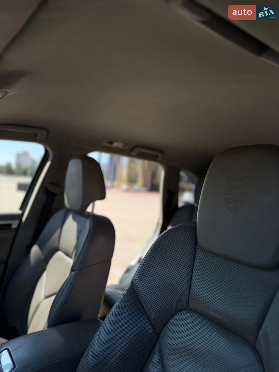 2011 Porsche Cayenne - мініатюра 27
