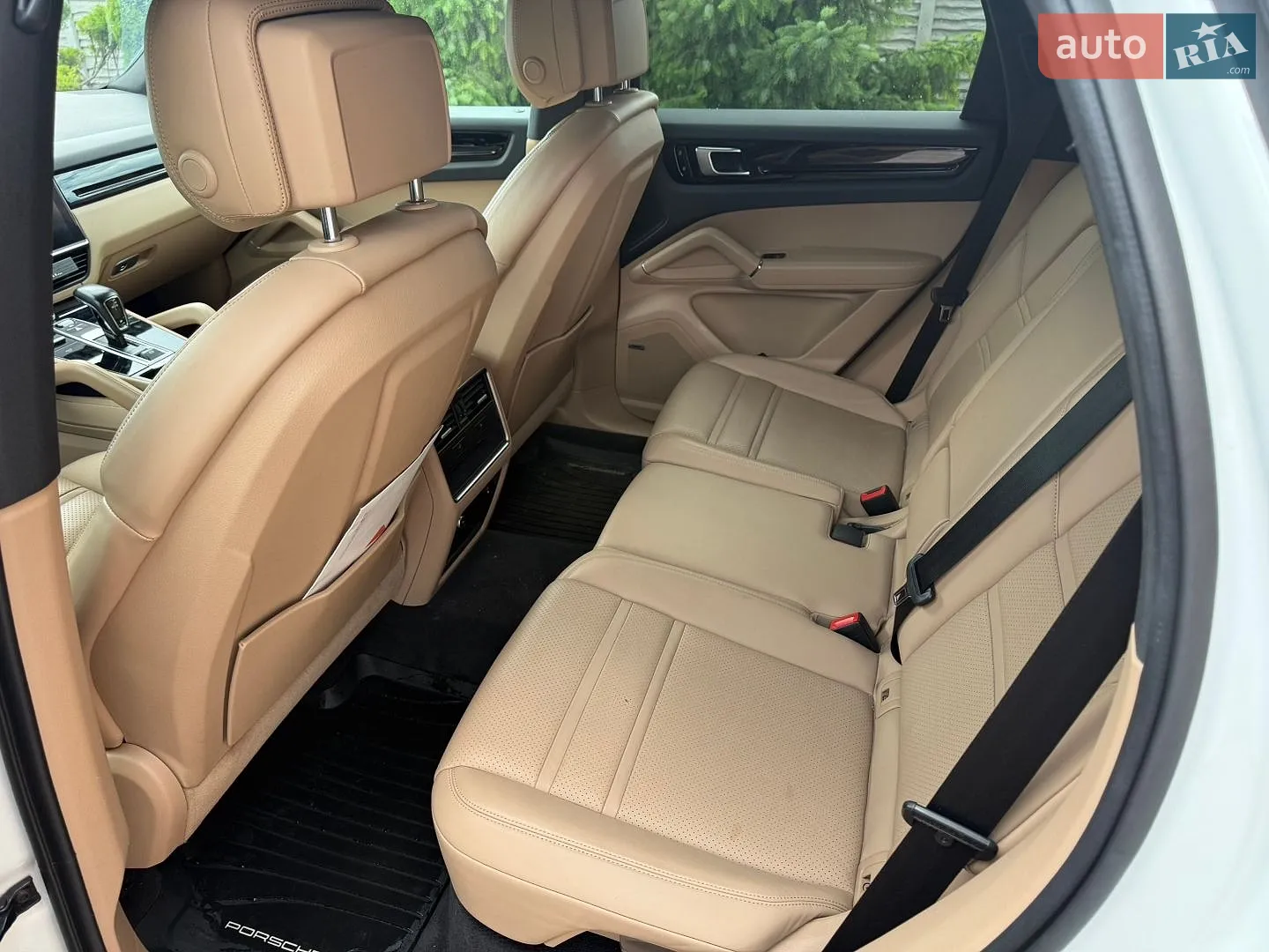 2020 Porsche Cayenne - мініатюра 13