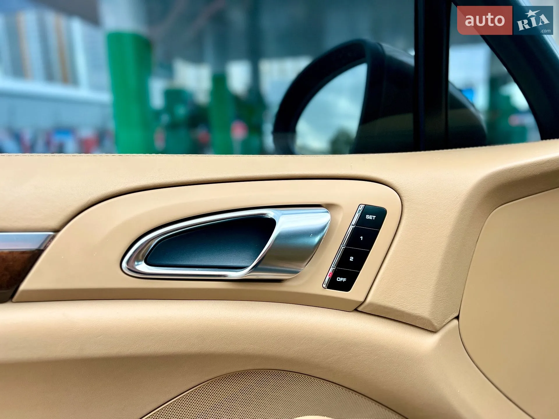 2011 Porsche Cayenne - мініатюра 18
