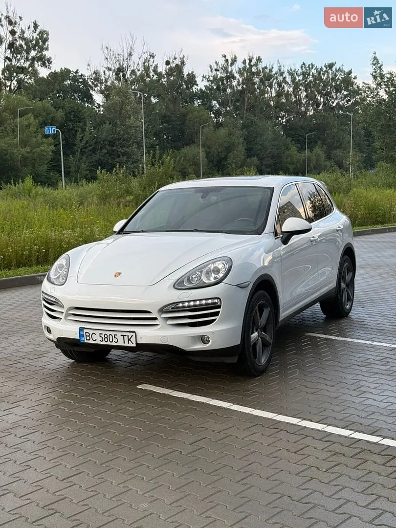 2012 Porsche Cayenne - мініатюра 2