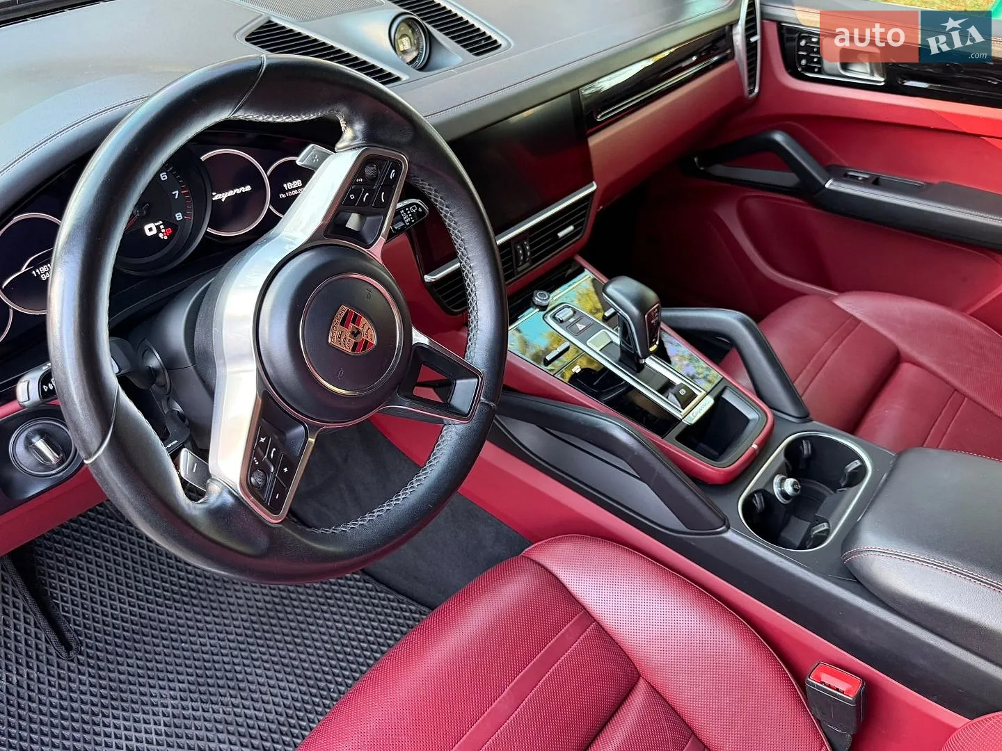 2019 Porsche Cayenne - мініатюра 19