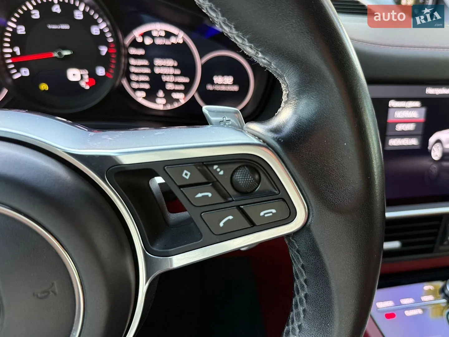 2019 Porsche Cayenne - мініатюра 36