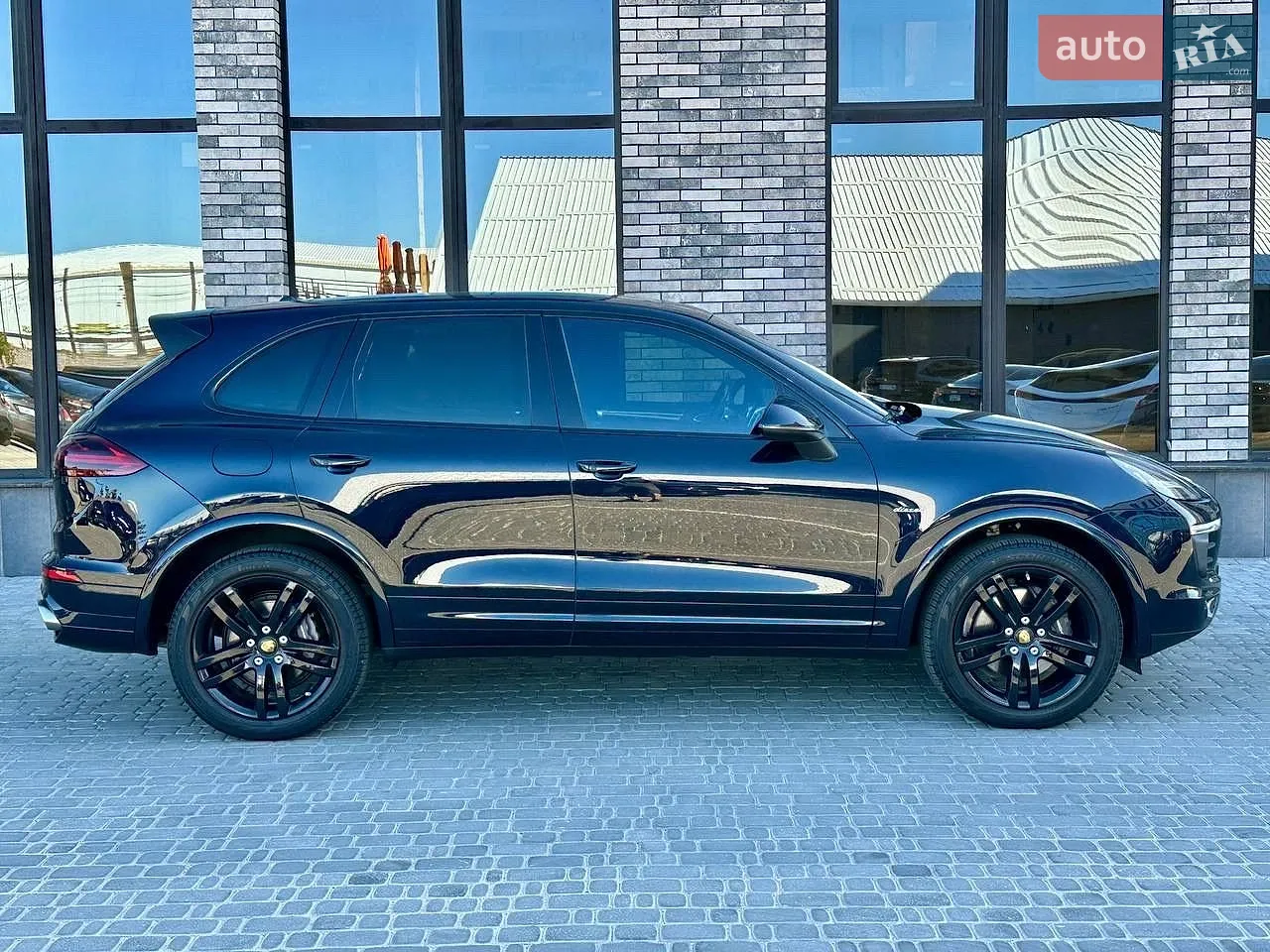 2015 Volkswagen Touareg - мініатюра 25