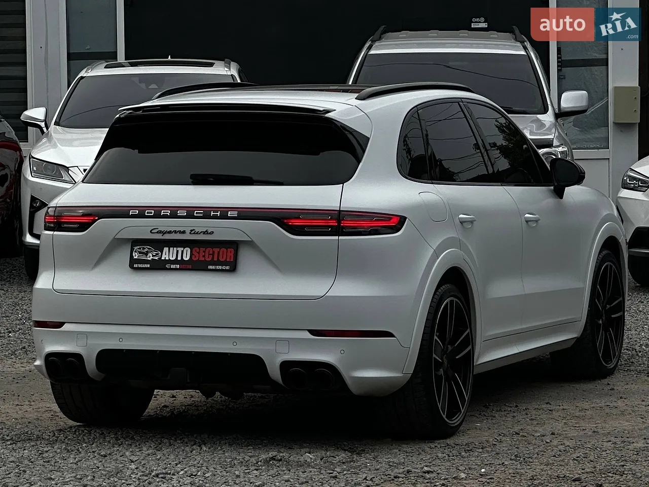 Позашляховик / Кросовер Porsche Cayenne 2018 в Харкові фото 8