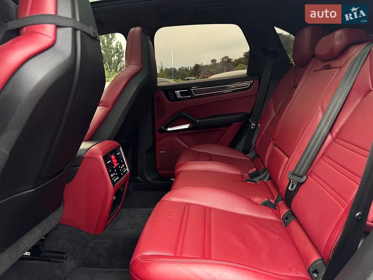 Позашляховик / Кросовер Porsche Cayenne 2018 в Харкові фото 25