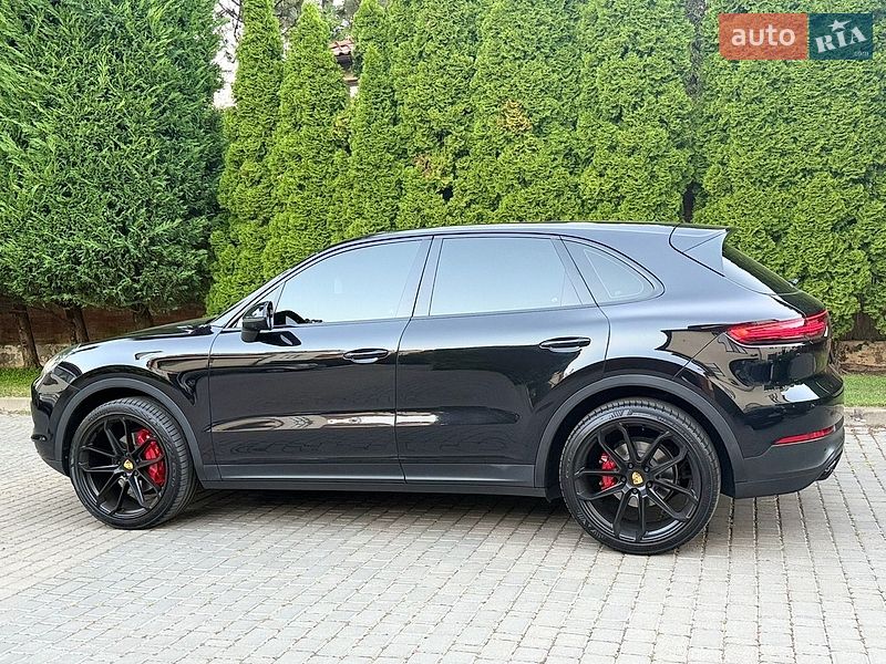 Позашляховик / Кросовер Porsche Cayenne 2019 в Одесі