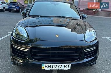 Внедорожник / Кроссовер Porsche Cayenne 2017 в Одессе