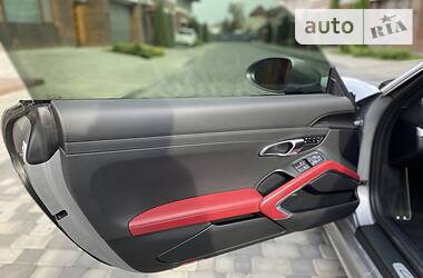 Купе Porsche Cayman 2016 в 