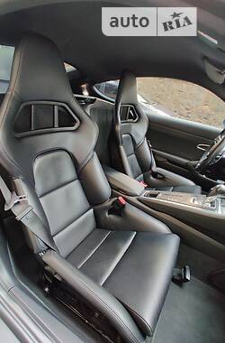 Купе Porsche Cayman 2018 в 