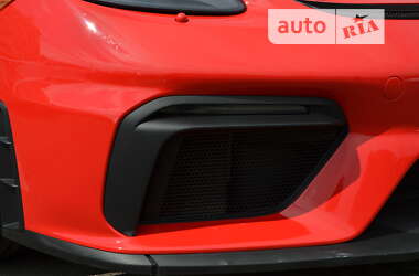 Купе Porsche Cayman 2017 в 