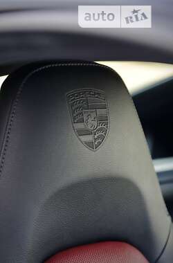 Купе Porsche Cayman 2016 в Киеве
