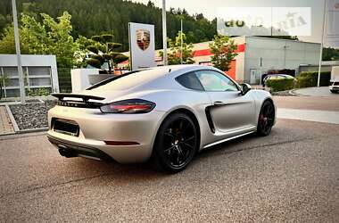 Купе Porsche Cayman 2016 в Киеве