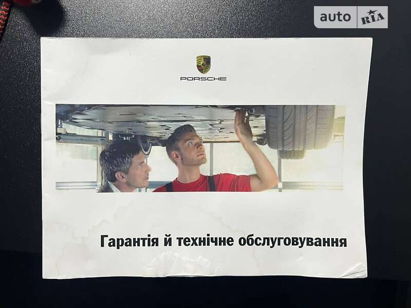 Купе Porsche Cayman 2016 в Киеве
