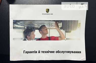 Купе Porsche Cayman 2016 в Киеве