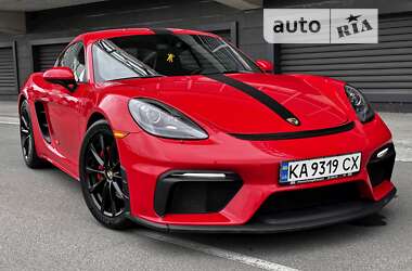 Купе Porsche Cayman 2017 в 