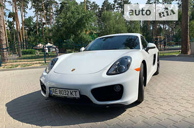 Купе Porsche Cayman 2015 в 