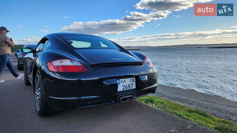 Купе Porsche Cayman 2006 в Киеве