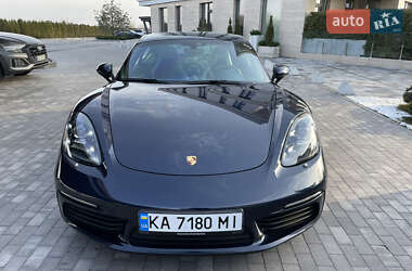 Купе Porsche Cayman 2018 в 