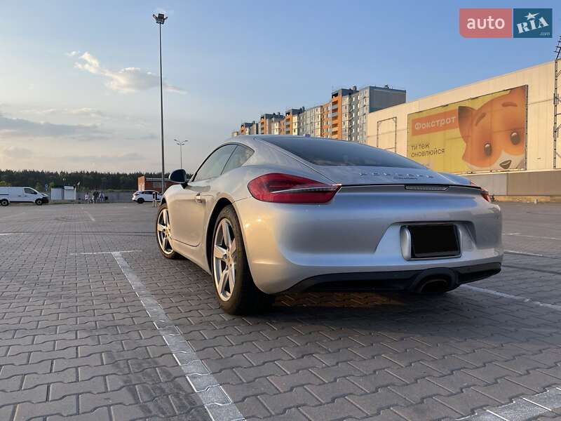 Купе Porsche Cayman 2016 в Киеве