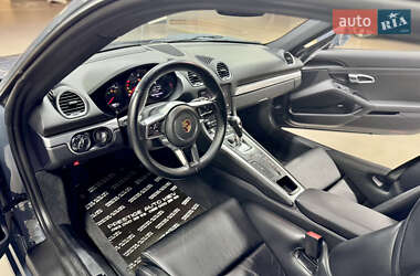 Купе Porsche Cayman 2018 в 