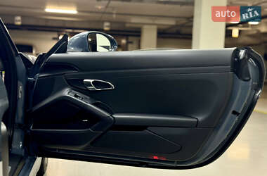 Купе Porsche Cayman 2018 в 