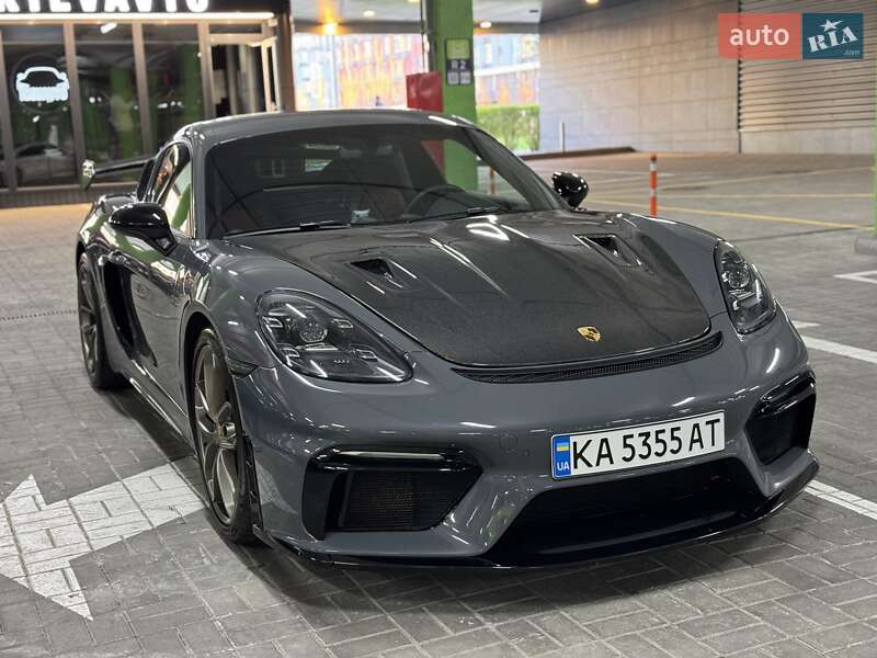 Porsche Cayman 2019