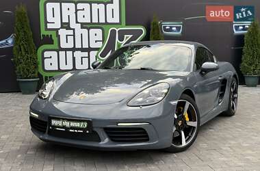 Купе Porsche Cayman 2018 в 