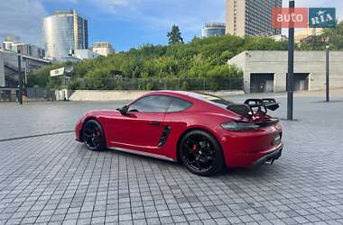 Купе Porsche Cayman 2018 в 