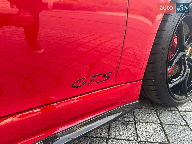 Купе Porsche Cayman 2018 в Киеве