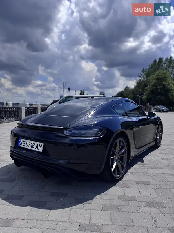Porsche Cayman