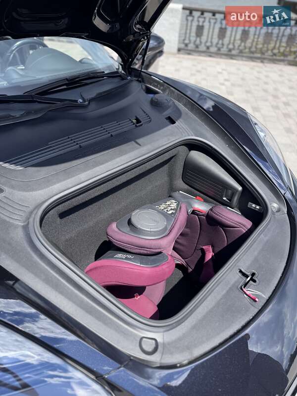 Купе Porsche Cayman 2017 в Днепре