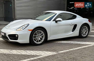 Купе Porsche Cayman 2016 в 