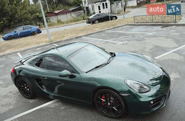 Купе Porsche Cayman 2015 в 
