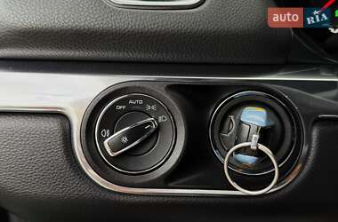 Купе Porsche Cayman 2014 в 