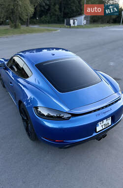 Купе Porsche Cayman 2017 в 