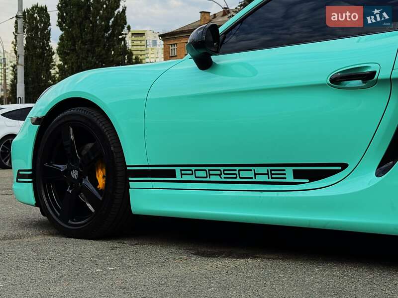 Купе Porsche Cayman 2014 в Киеве