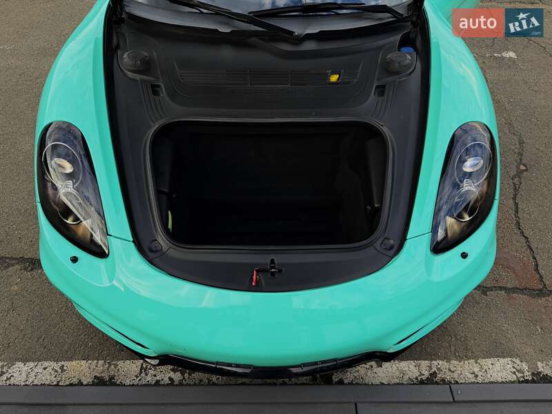 Купе Porsche Cayman 2014 в Киеве
