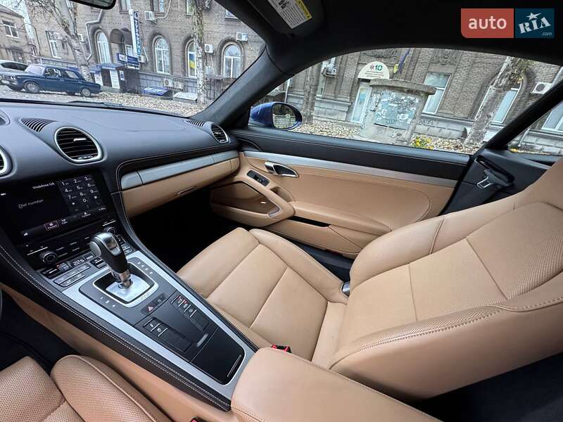 Купе Porsche Cayman 2022 в Запорожье