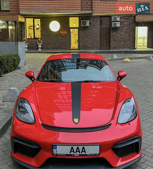 Купе Porsche Cayman 2017 в Луцке