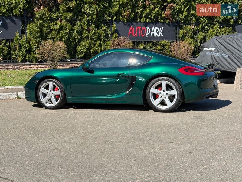 Купе Porsche Cayman 2015 в Киеве