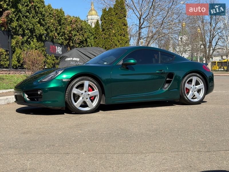 Купе Porsche Cayman 2015 в Киеве